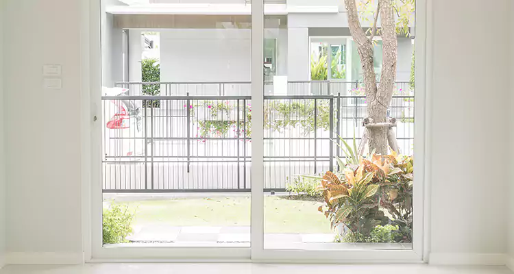 Balcony Screen Door Repair in Bay Point, CA