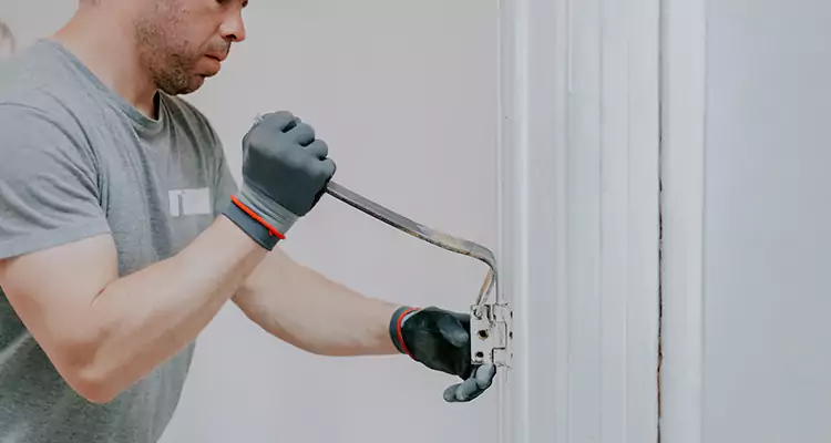 Cracked Door Jamb Repair in Bay Point, CA