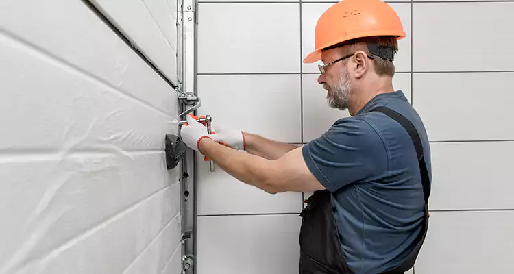 Emergency Garage Door Repair in Bay Point, CA