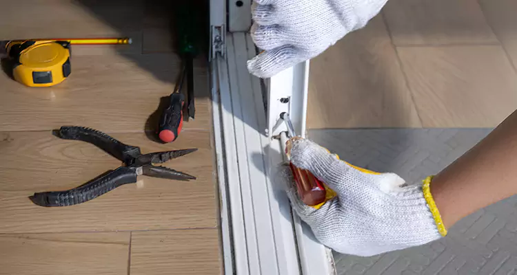 Screen Door Wheel Replacement in Bay Point, CA