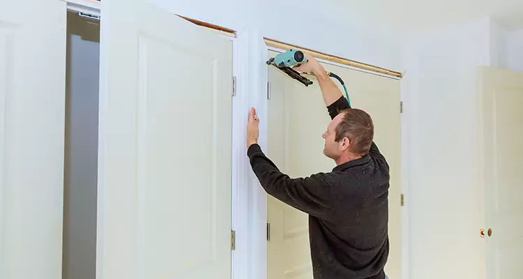 Top Rated Door Fixing ServiceFixing Garage Door Track in Bay Point, CA