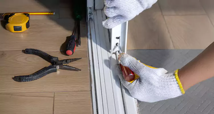 Closet Sliding Door Track Repair in Bay Point, CA