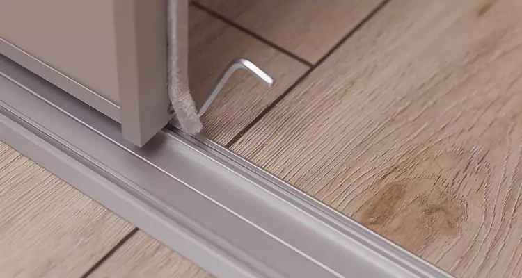 Squeaky Sliding Door Repair in Bay Point, CA